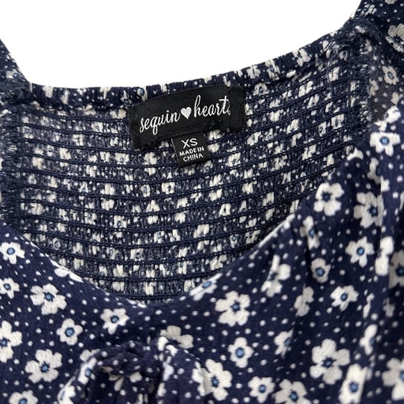 Sequin Hearts Women's Floral A-Line Dress Navy with Puff Short Sleeves XS - Picture 10 of 12